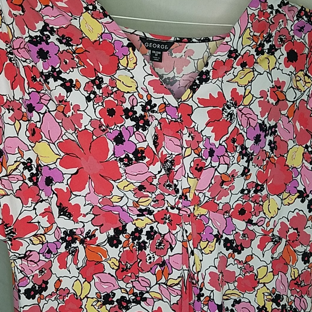 George ..floral casual top, polyester, cap sleeves - Picture 3 of 4